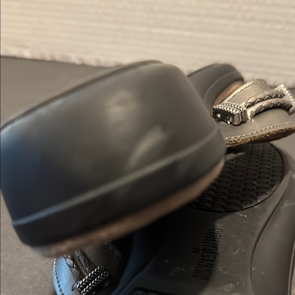 Minnetonka Metallic Sandals Sz 7 - Picture 6 of 7